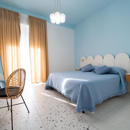 Il Grande Blu Bed & Breakfast Terracina Exterior photo